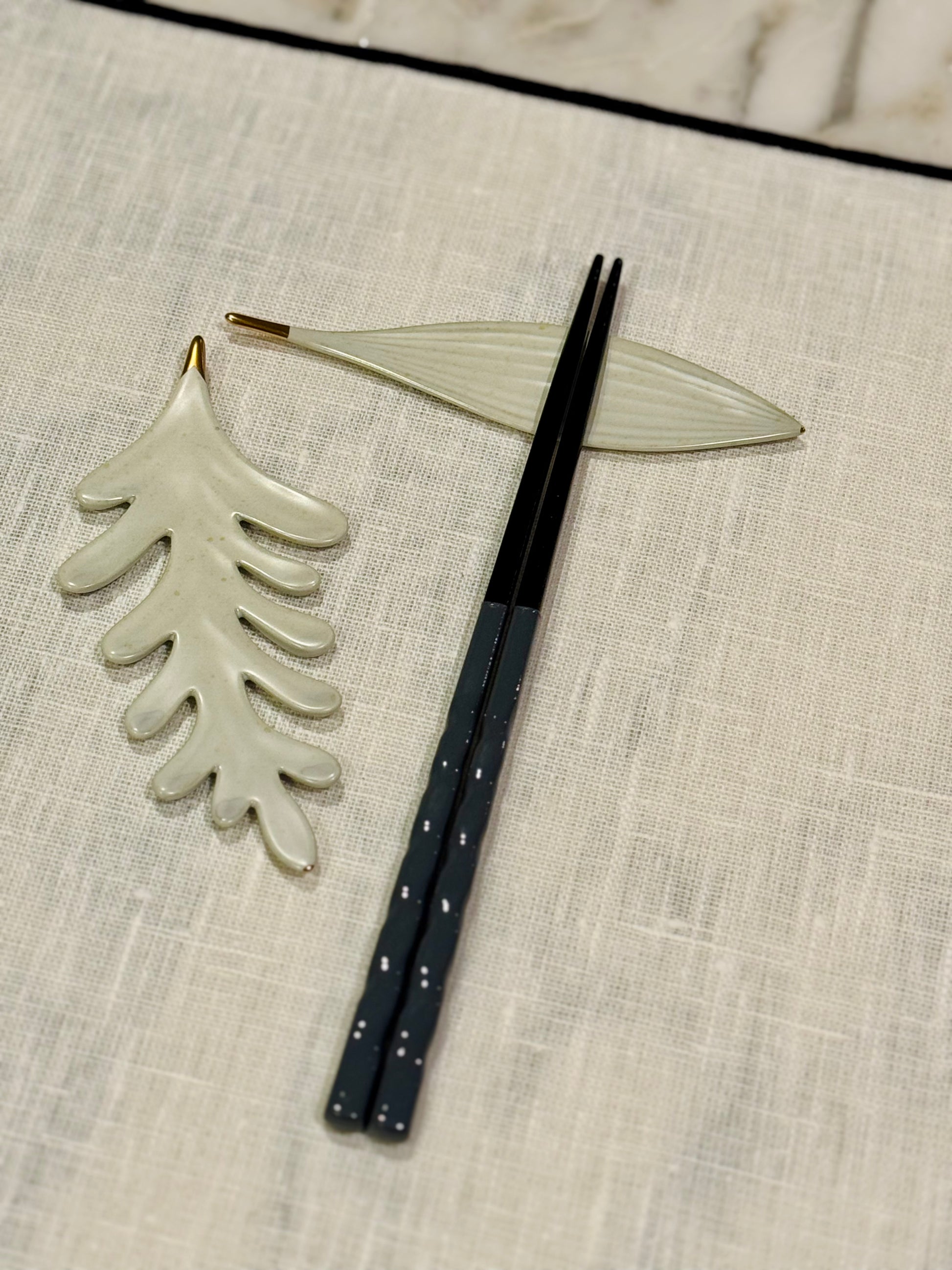 Twisted Pastel Ottchil Chopsticks (2 Colors)