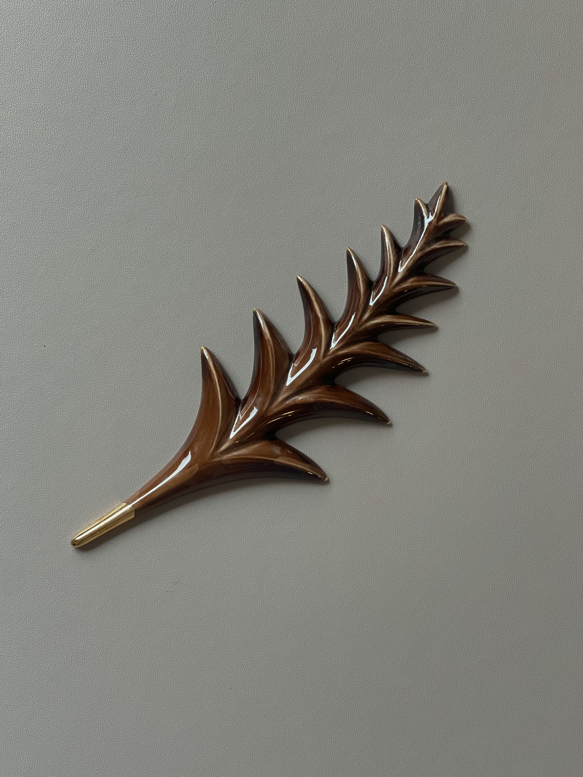 Leaf Cutlery Rest - Rosemary