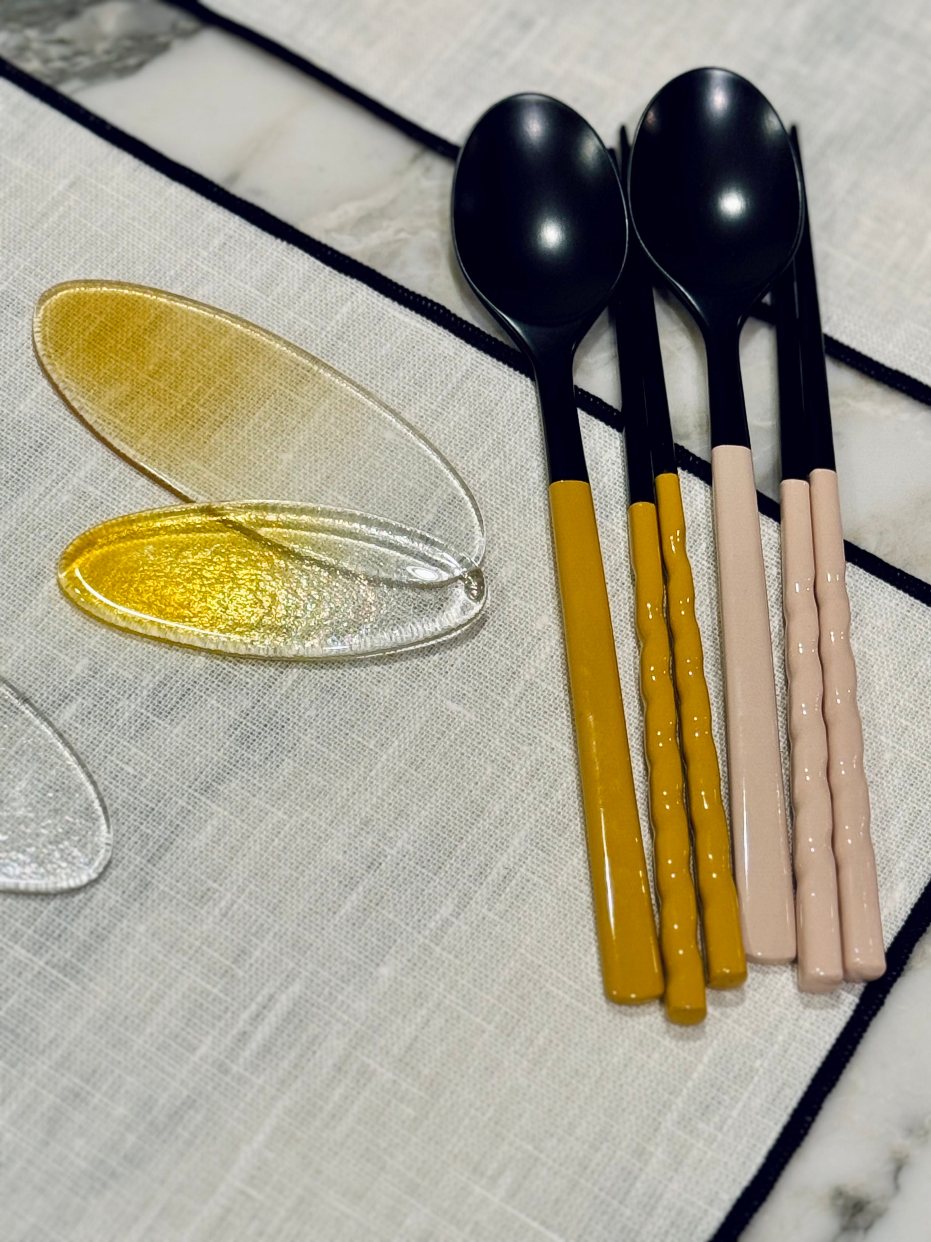 Twisted Pastel Ottchil Spoon and Chopsticks Set - Almond Beige