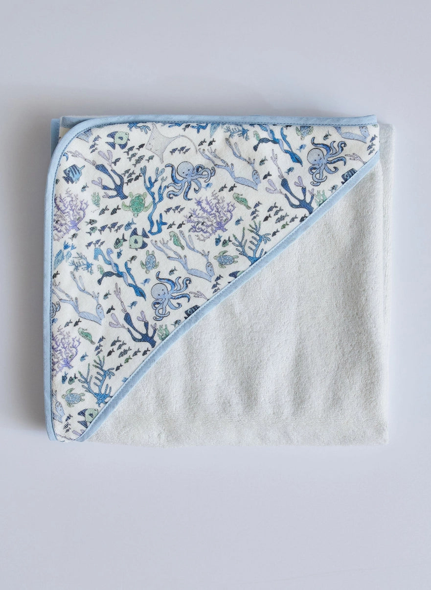 Timo & Violet - Hooded Bath Towel (Blue Coral Reef)
