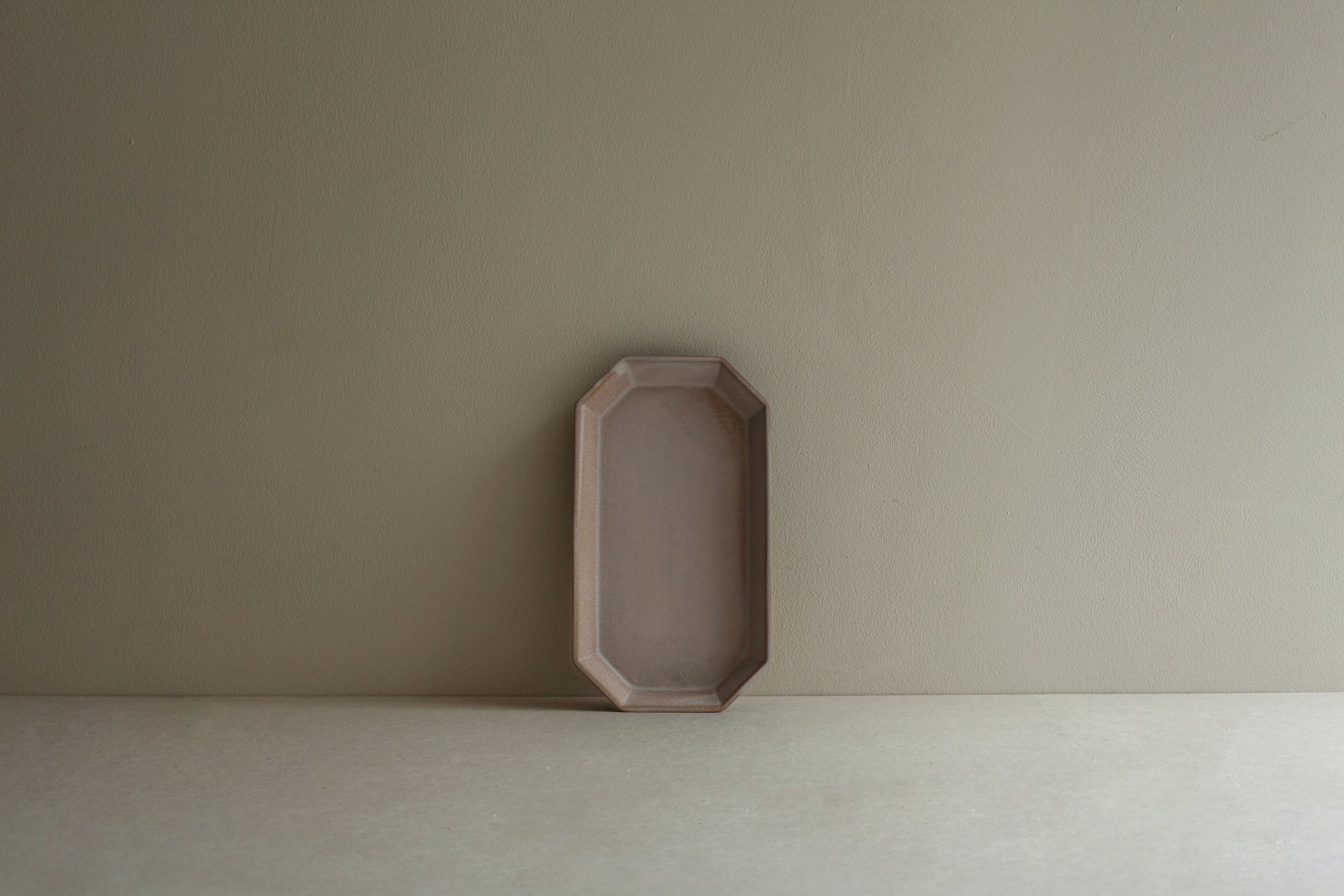 [Archive] Patina Long Octagonal Plate (L) - Stone Beige