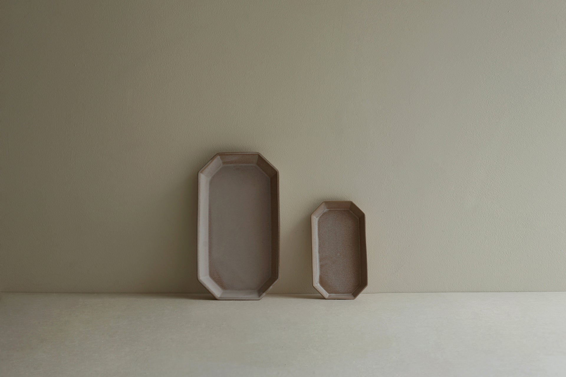 [Archive] Patina Long Octagonal Plate (S) - Stone Beige