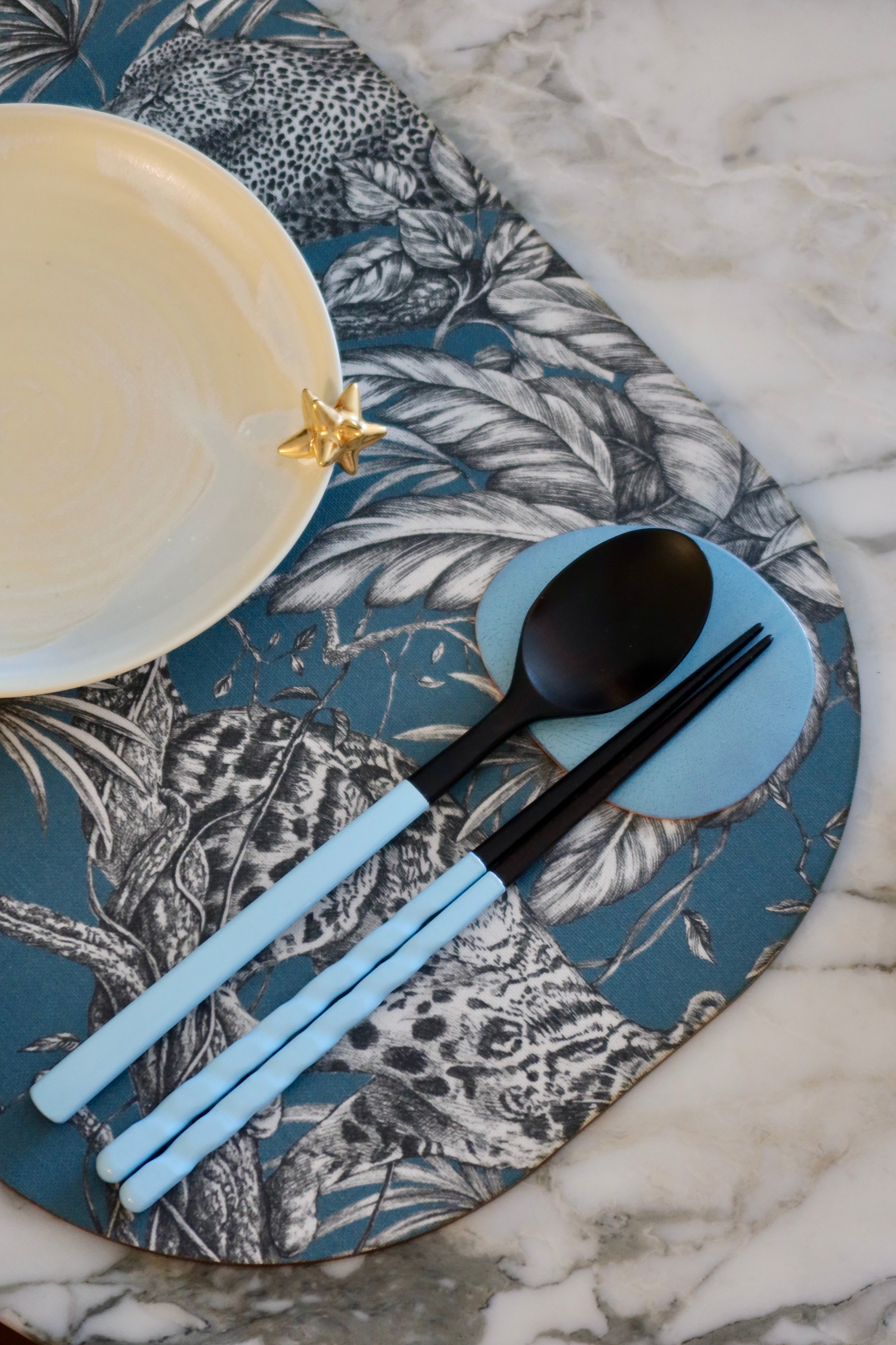 Pebble Cutlery Rest/Coaster - Jasmine Blue