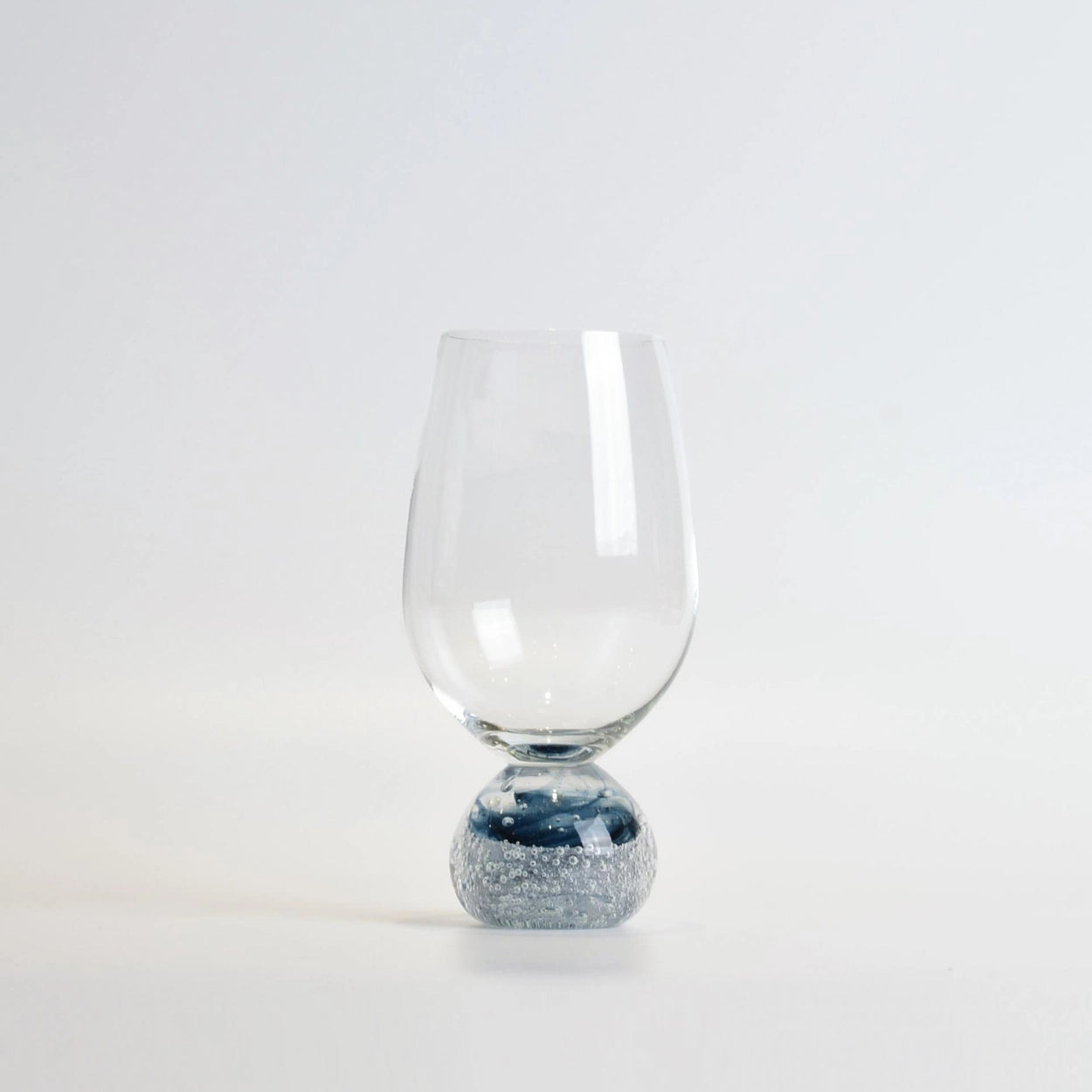 Bell Wine Glass (4 Colors)