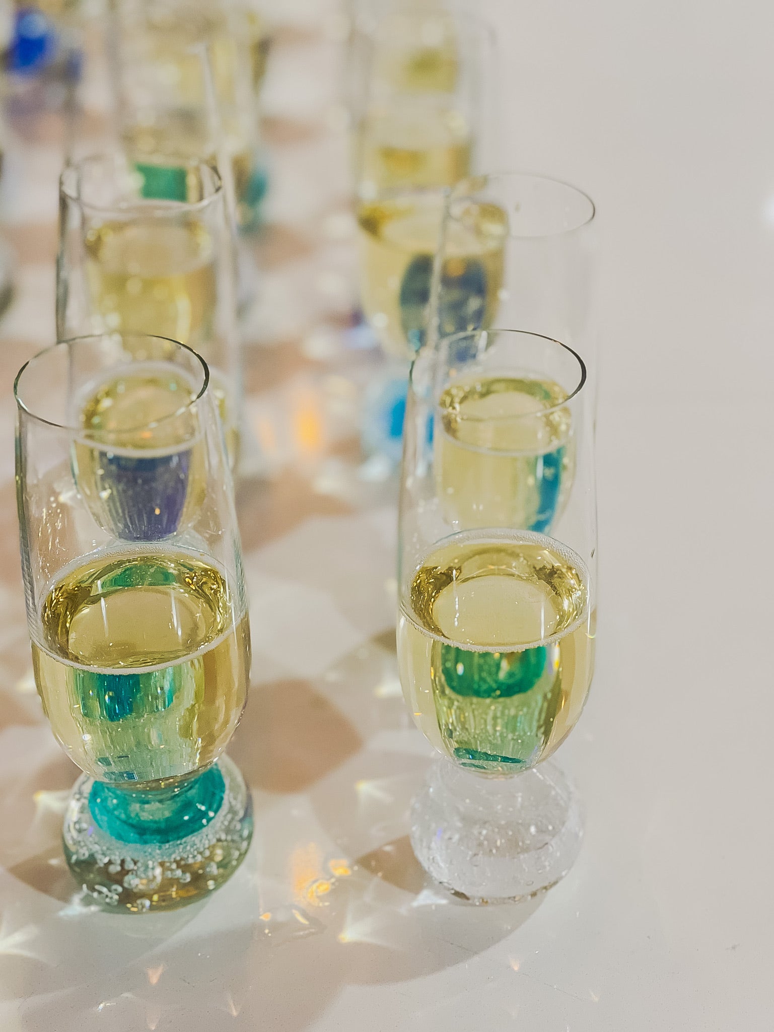 Bell Champagne Glass (4 Colors)