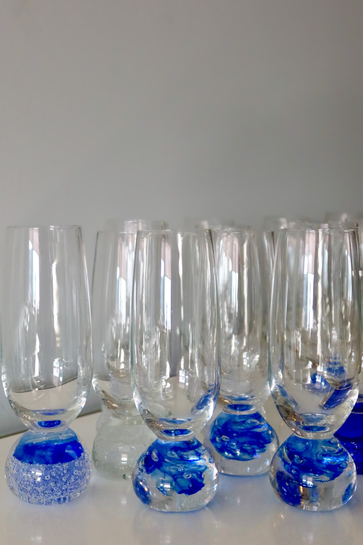 Bell Champagne Glass (4 Colors)