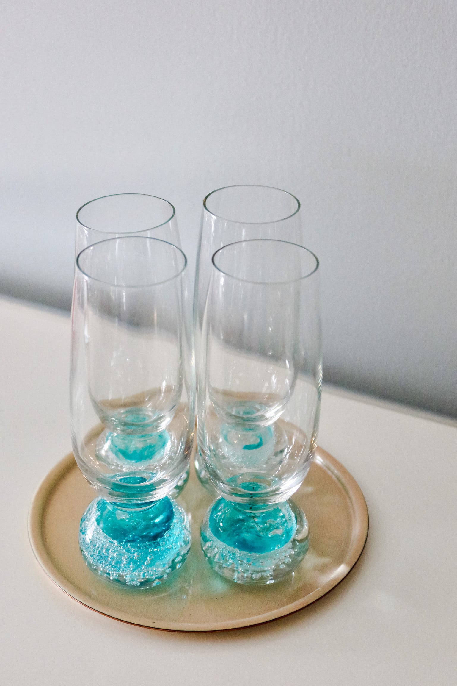 Bell Champagne Glass (4 Colors)