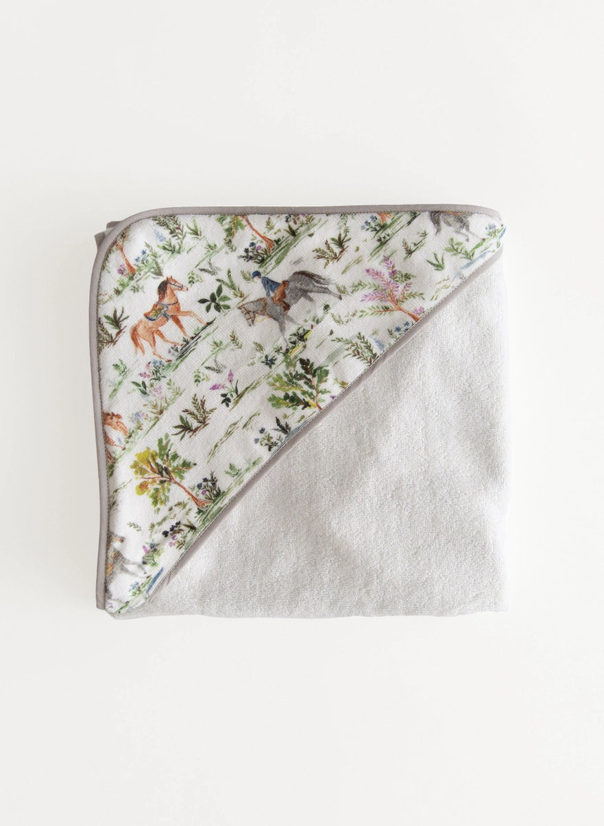 Timo & Violet - Hooded Bath Towel (Hunter Pace Horse)