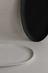 Papier Oval Plate - Black