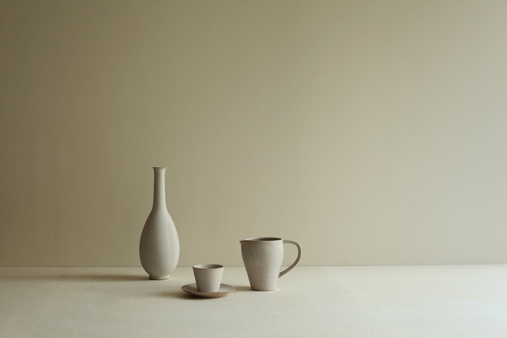 [Archive] Patina Birdy Jug - Stone Beige