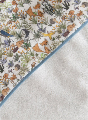 Hooded Bath Towel (Foxy Forest)
