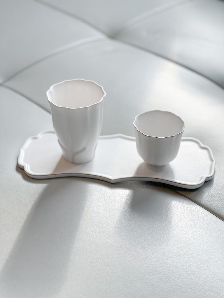 [Archive] Holiday Tray w/ Gold Rim