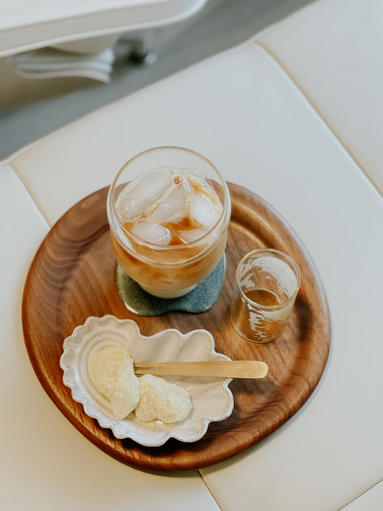 [Archive] Doughnut Walnut Wooden Tray (2 Sizes)