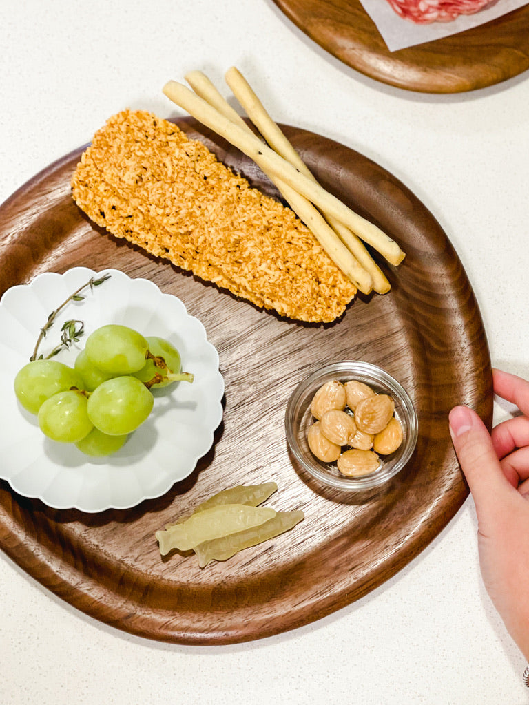 [Archive] Doughnut Walnut Wooden Tray (2 Sizes)