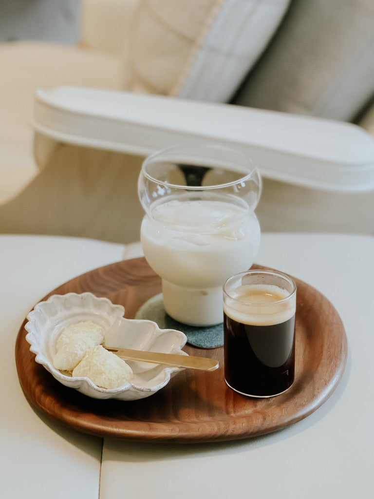 [Archive] Doughnut Walnut Wooden Tray (2 Sizes)