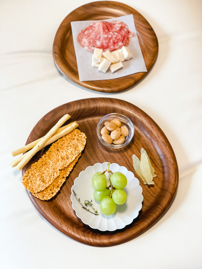 [Archive] Doughnut Walnut Wooden Tray (2 Sizes)