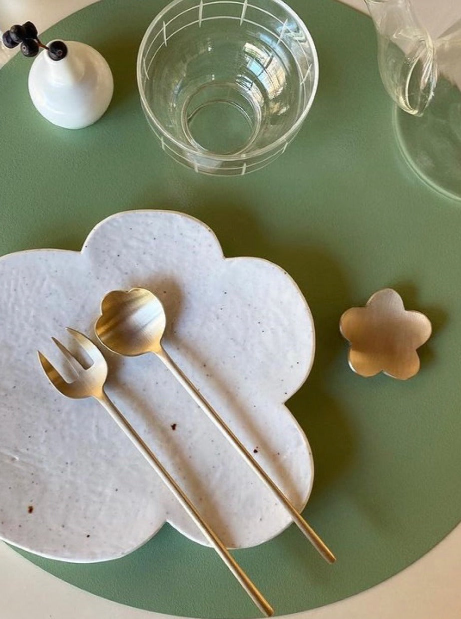 [Archive] Brass Flower Cutlery Rest