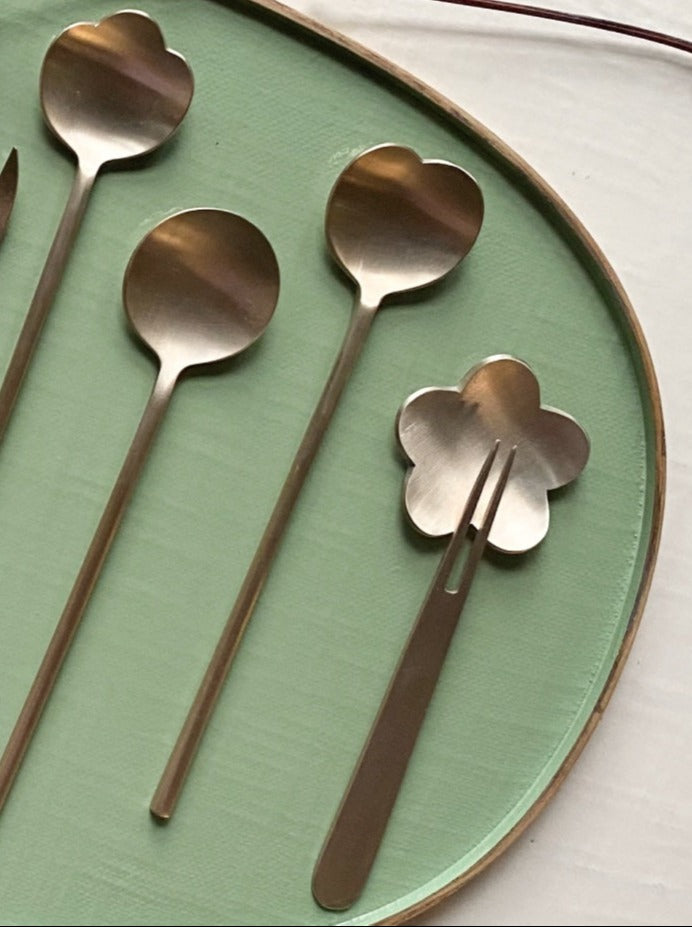 [Archive] Brass Flower Cutlery Rest