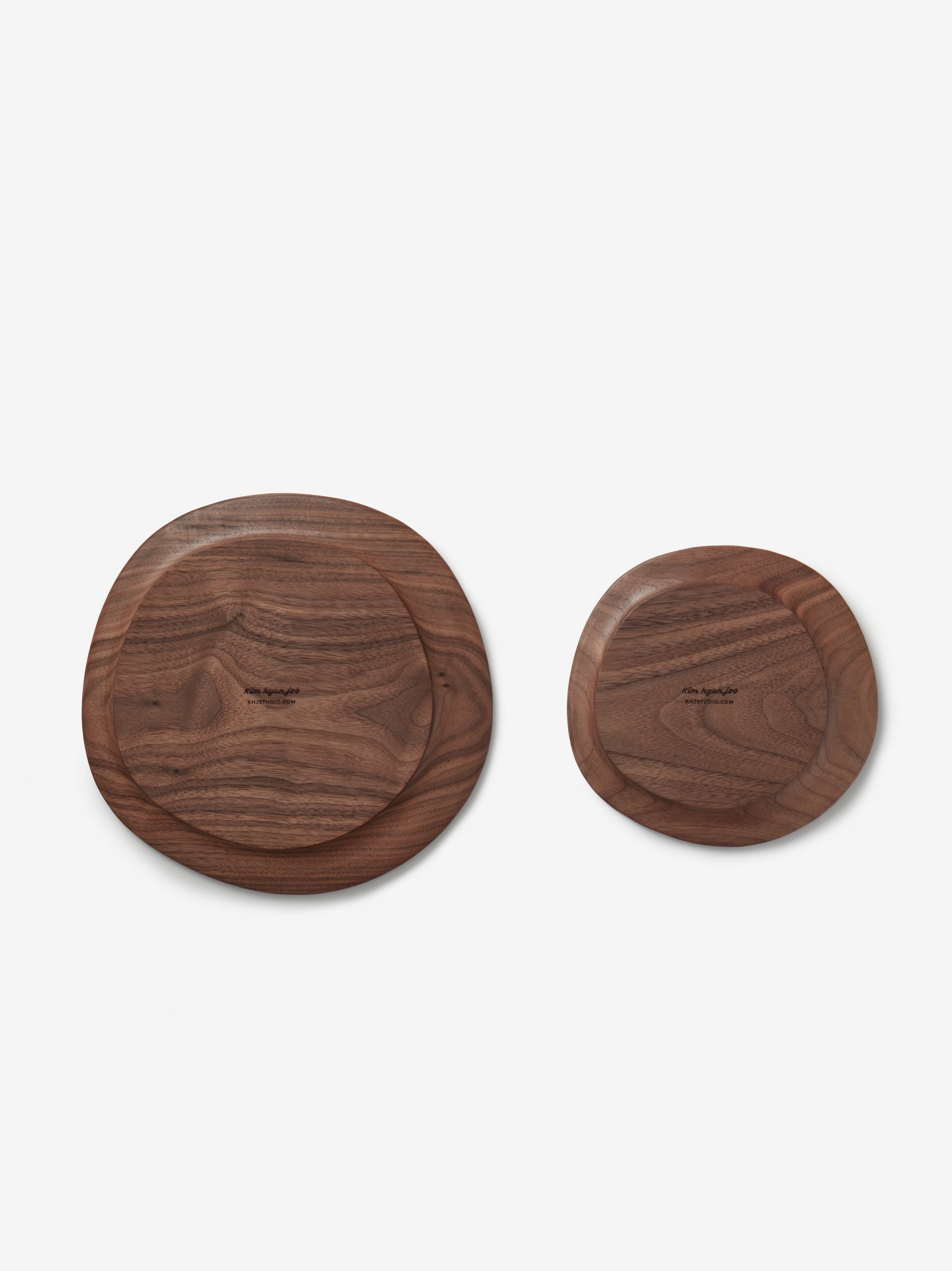 [Archive] Doughnut Walnut Wooden Tray (2 Sizes)