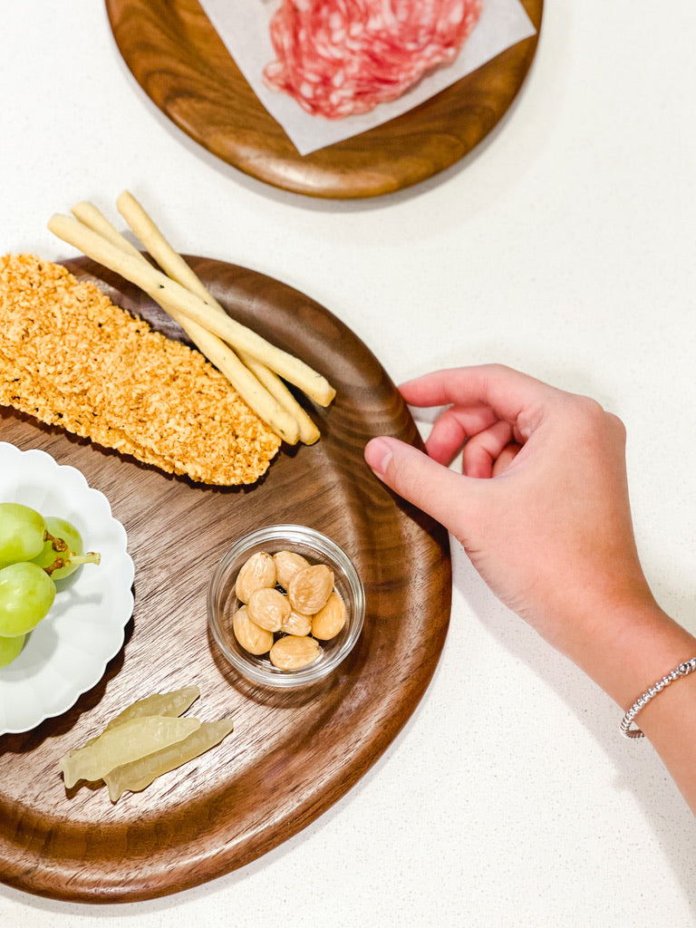 [Archive] Doughnut Walnut Wooden Tray (2 Sizes)