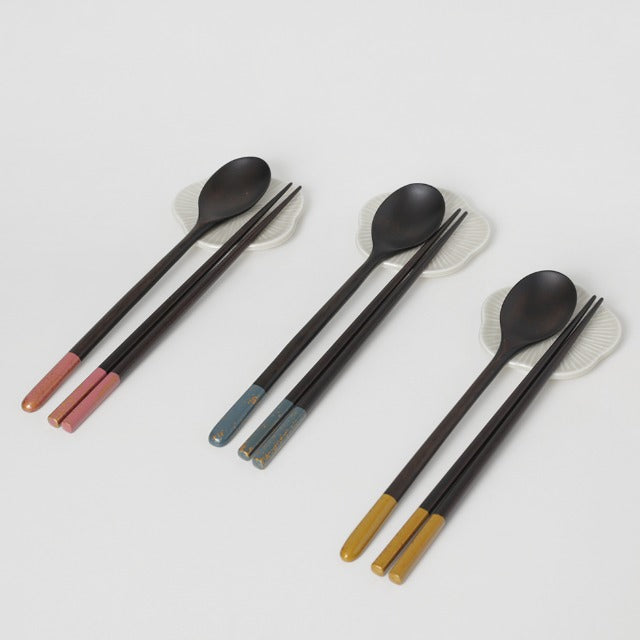 [Archive] Chunjeein Noa Ottchil Lacquer Spoon and Chopsticks Set