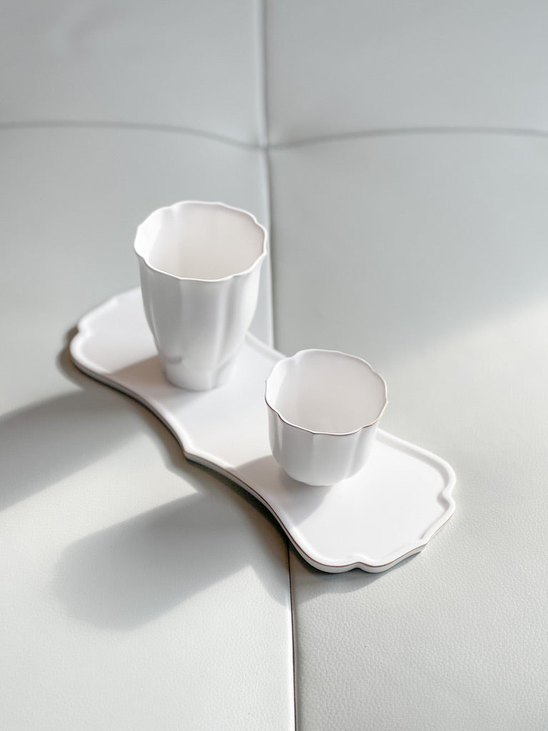 [Archive] Holiday Tray w/ Gold Rim