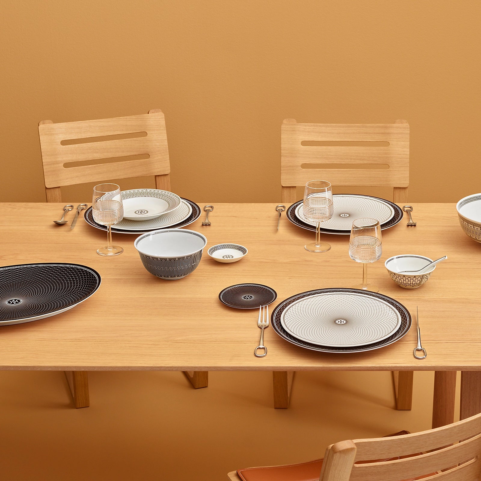 [Archive] H Deco Presentation Plate (Set of 2)