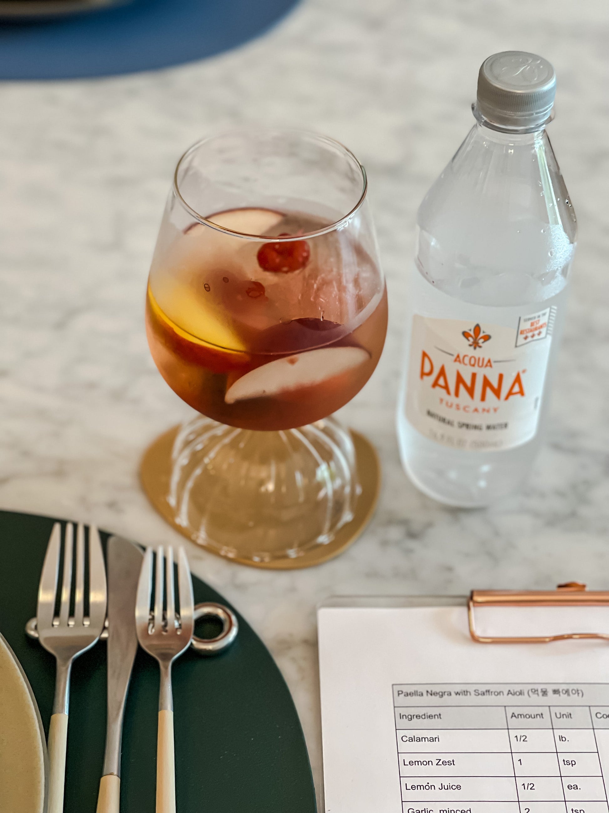 [Archive] Tutu Red Wine Glass