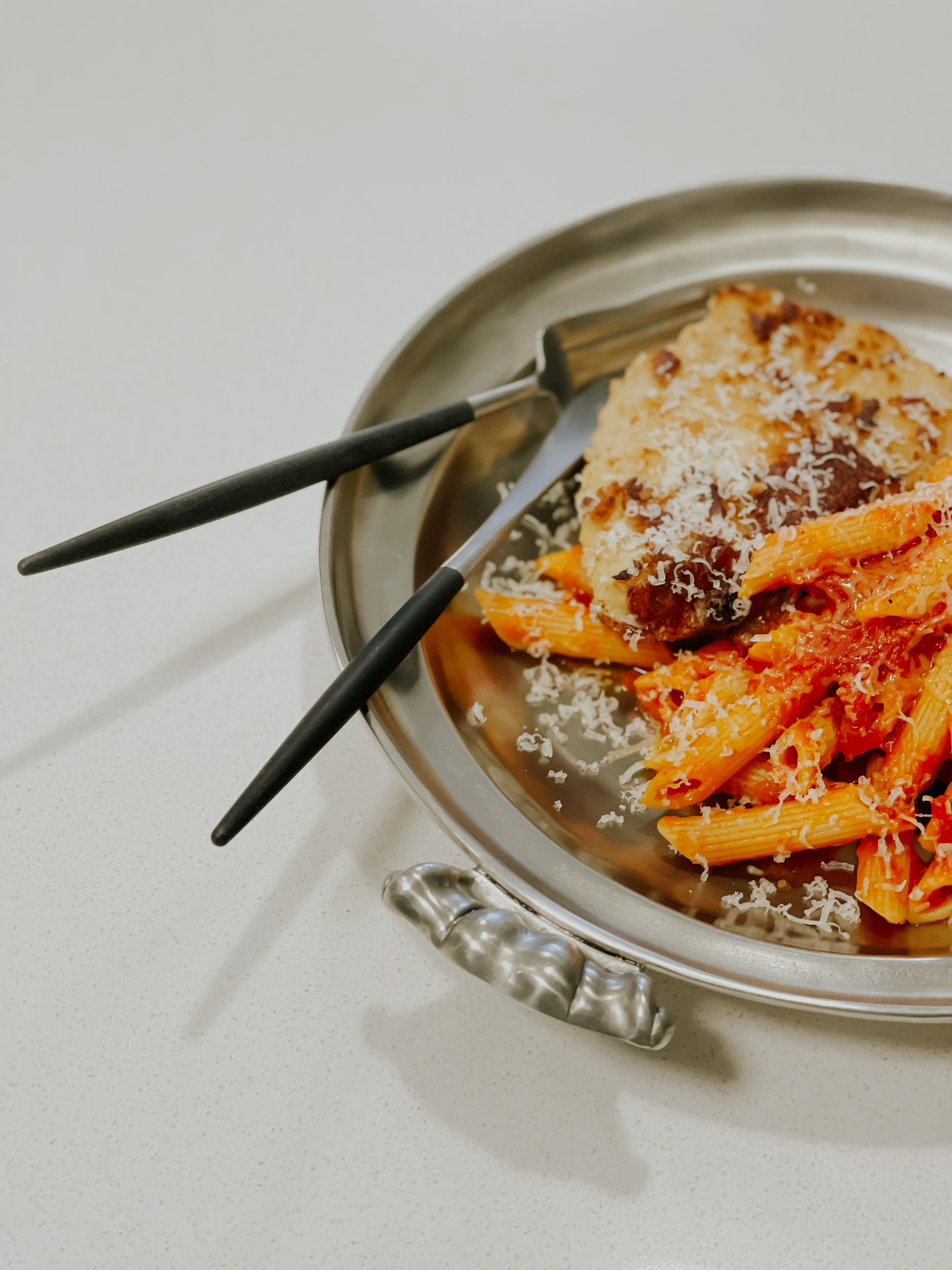 [Archive] Round Low Bowl w/ Scroll Handles