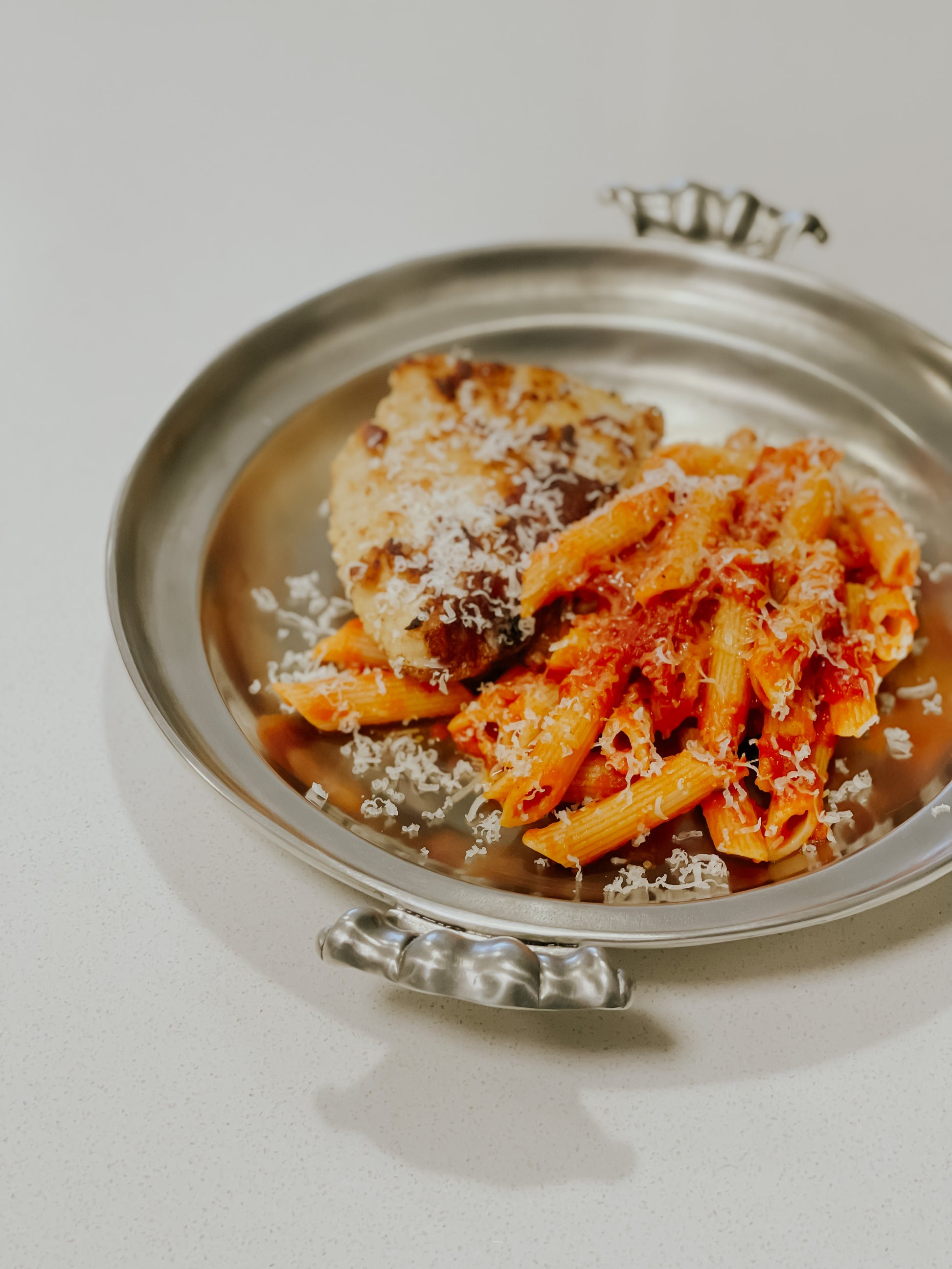 [Archive] Round Low Bowl w/ Scroll Handles