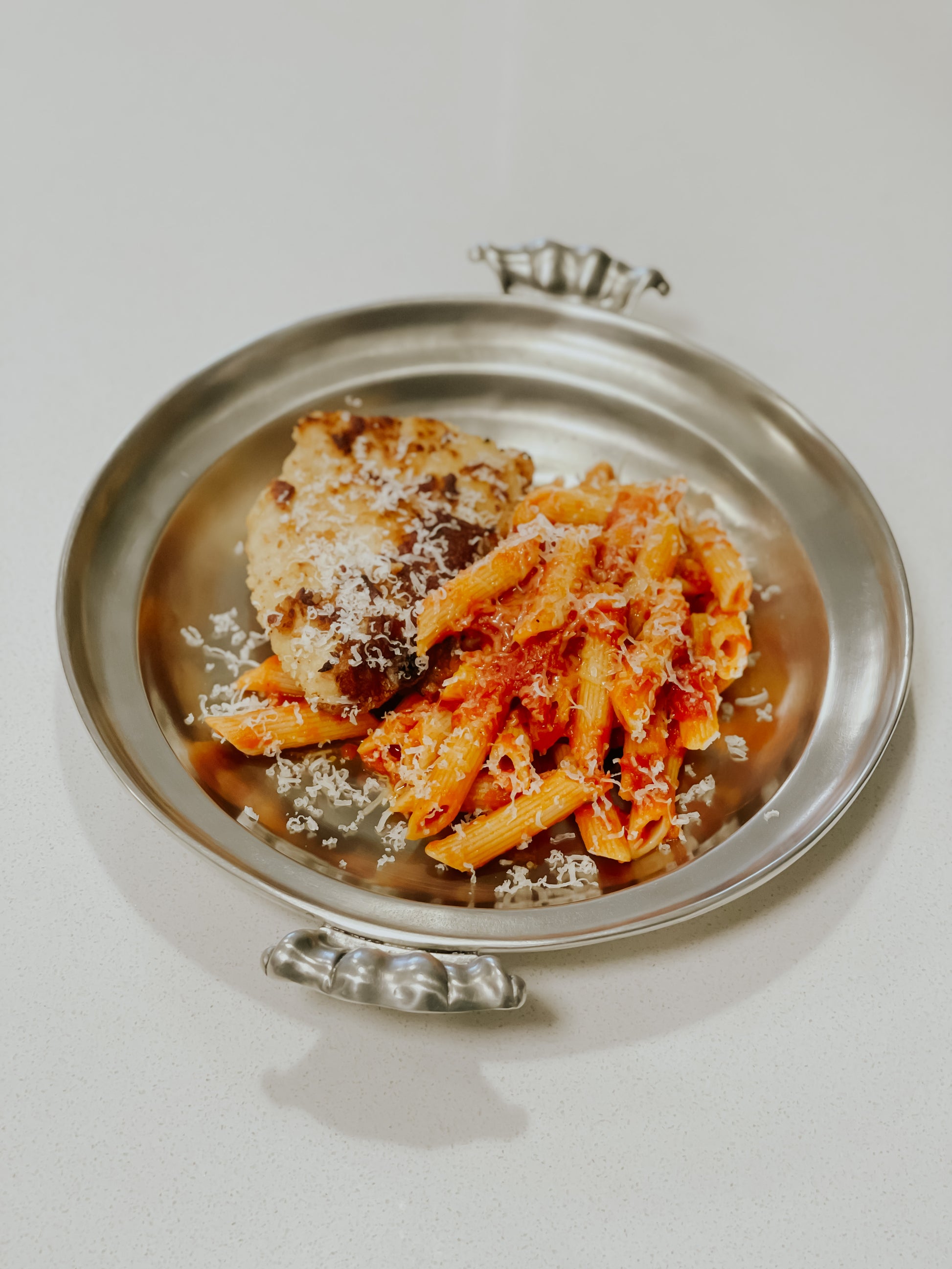 [Archive] Round Low Bowl w/ Scroll Handles