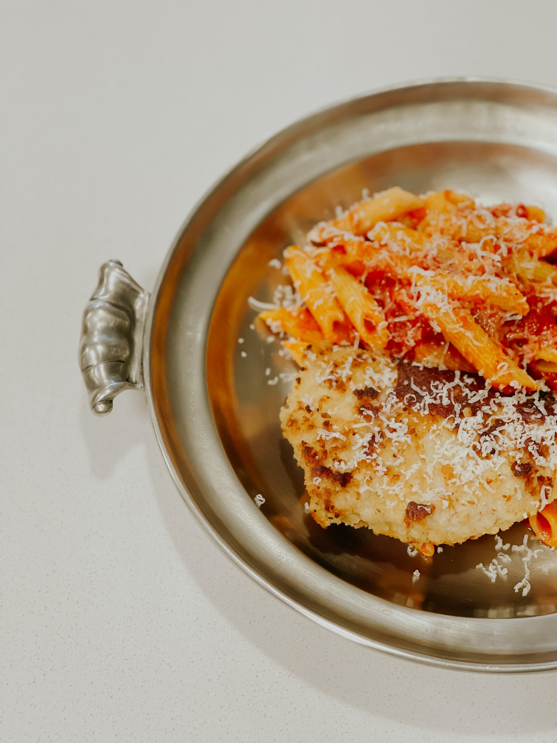 [Archive] Round Low Bowl w/ Scroll Handles