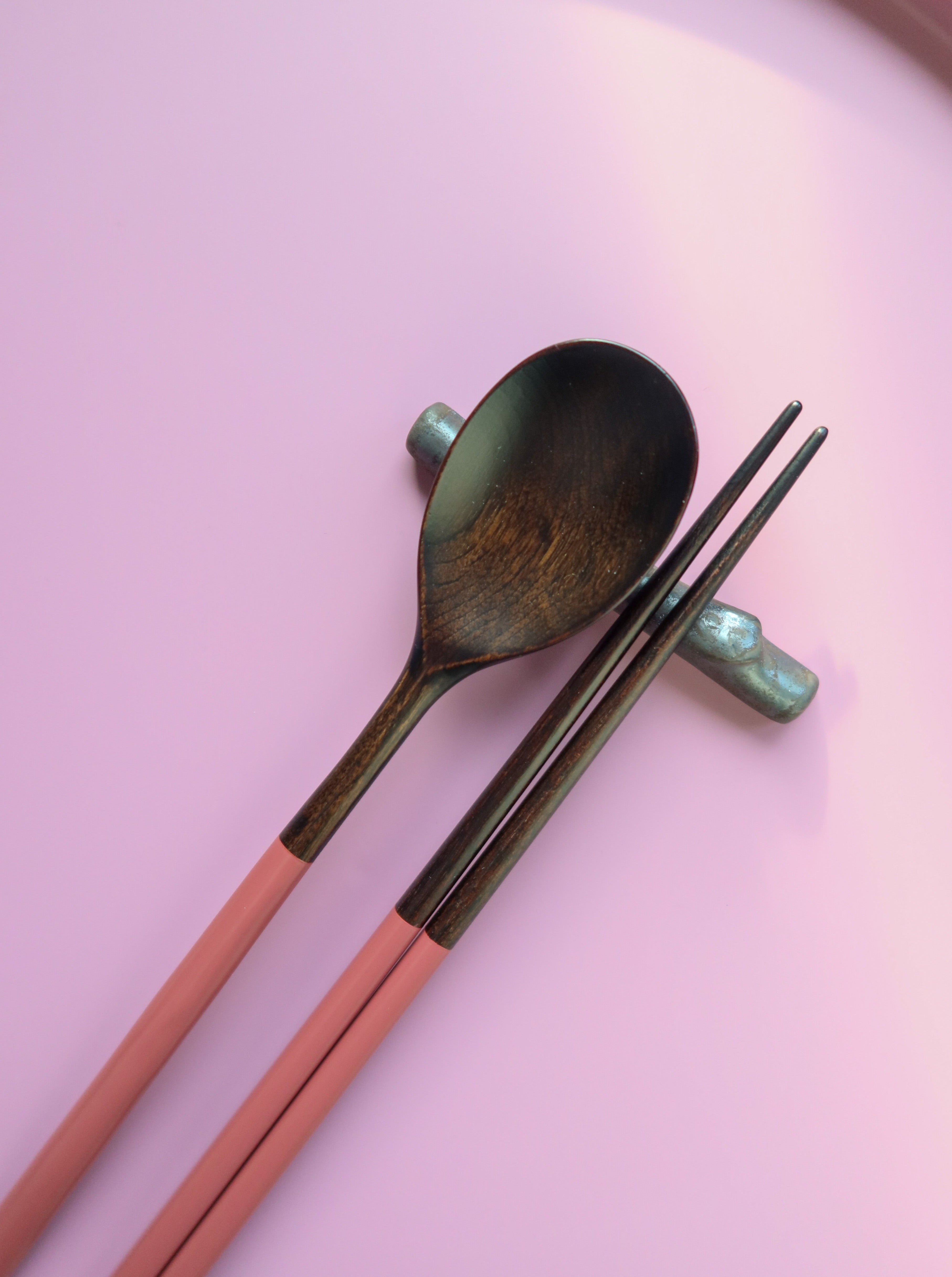 Soonsoo Noa Ottchil Spoon and Chopsticks Set