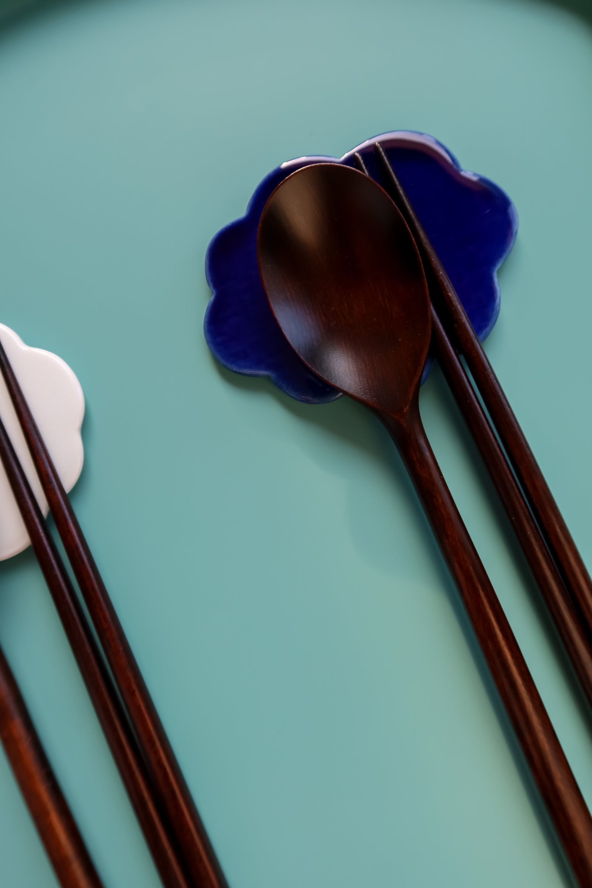 [Archive] Chunjeein Noa Ottchil Lacquer Spoon and Chopsticks Set