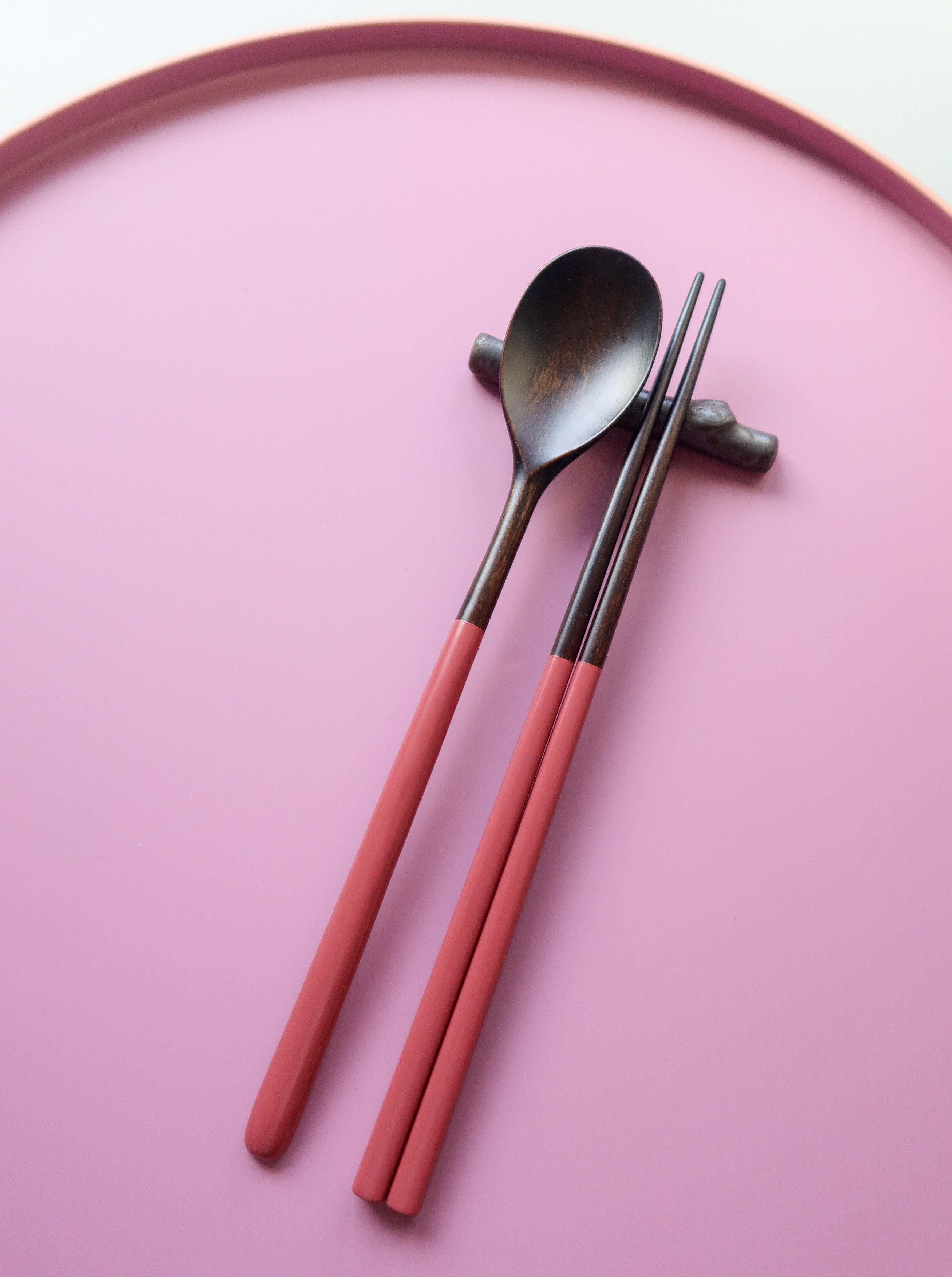 Soonsoo Noa Ottchil Spoon and Chopsticks Set