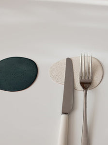 Pebble Cutlery Rest/Coaster - Oatmeal